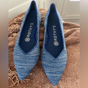 Rothy’s Points: RETIRED - Blue and White, Size 7